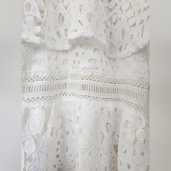 FEW MODA white lace mini dress, Size M, NWT, Halter, Off-shoulder - Picture 2 of 3